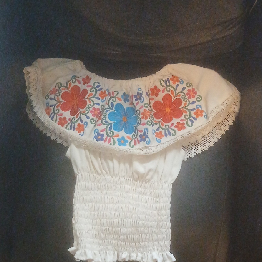 Embroidered Floral Off-Shoulder Blouse - White